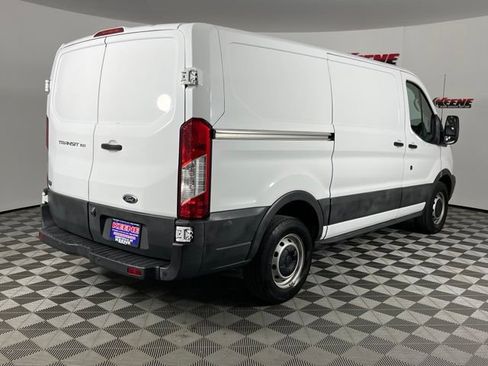 Used 2017 Ford Transit 150 130 Low Roof RWD image 4