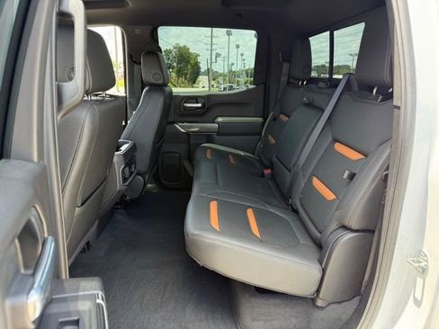 Used 2021 GMC Sierra 1500 AT4 w/ Technology Package AWD/4WD image 36