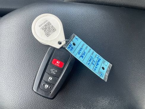 Used 2023 Toyota RAV4 XLE w/ Convenience Package AWD/4WD image 18