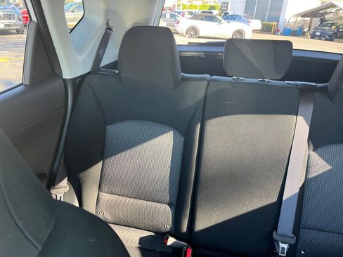 Used 2025 Kia Soul LX w/ LX Technology Package image 38