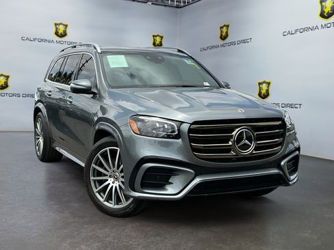 Used 2025 Mercedes-Benz GLS 450 4MATIC image 3
