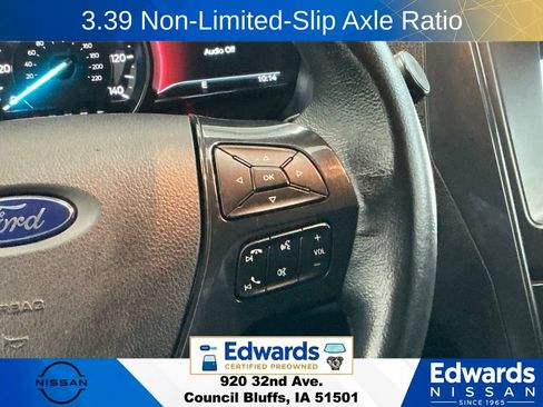 Used 2017 Ford Explorer XLT w/ Equipment Group 201A FWD image 23