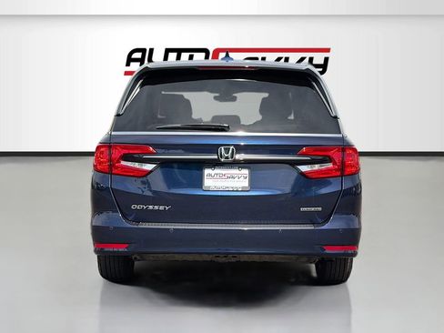 Used 2024 Honda Odyssey Touring image 6