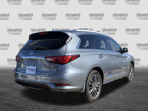 Used 2017 INFINITI QX60 Luxe w/ Deluxe Technology Package image 10