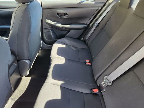 Used 2025 Nissan Sentra S image 12