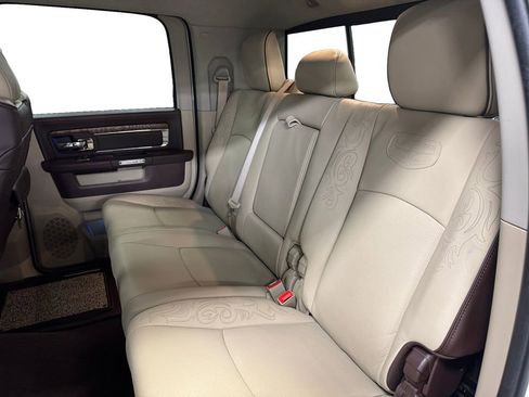 Used 2018 RAM 3500 Laramie Longhorn w/ Longhorn Southfork Package AWD/4WD image 16