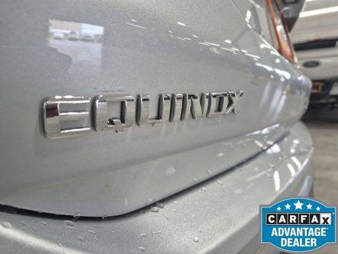 Used 2021 Chevrolet Equinox LT w/ LPO, Cargo Package AWD/4WD image 17