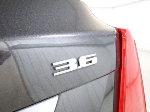 Used 2017 Cadillac XT5 Luxury w/ Driver Awareness Package image 25