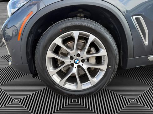 Used 2022 BMW X5 xDrive40i AWD/4WD image 9