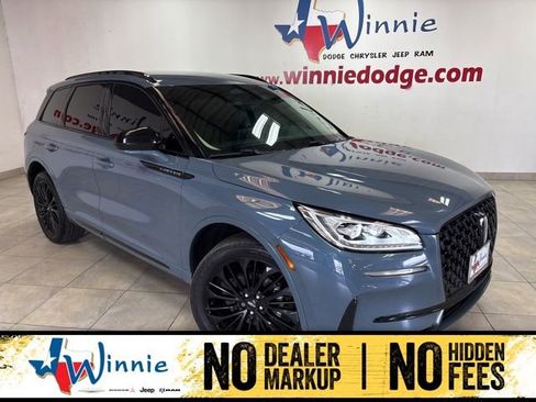 Used 2023 Lincoln Corsair Reserve w/ Jet Appearance Package AWD/4WD image 1