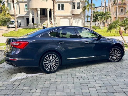Used 2014 Kia Cadenza Premium w/ Technology Package FWD image 5