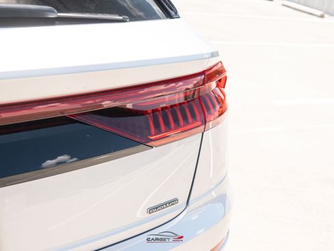 Used 2019 Audi Q8 Prestige AWD/4WD image 48