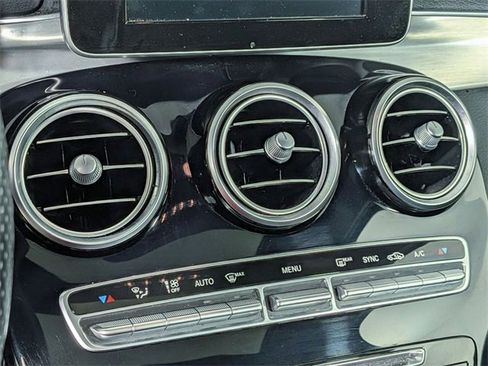 Used 2018 Mercedes-Benz C 300 C 300 image 22