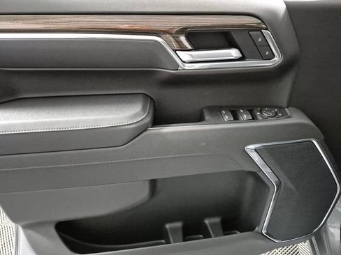 New 2026 Chevrolet Silverado 1500 RST w/ Z71 Off-Road Package AWD/4WD image 15