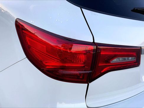 Used 2017 Acura MDX SH-AWD w/ Technology Package image 28