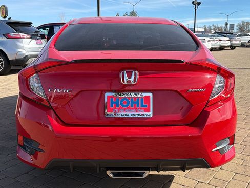 Used 2021 Honda Civic Sport image 4