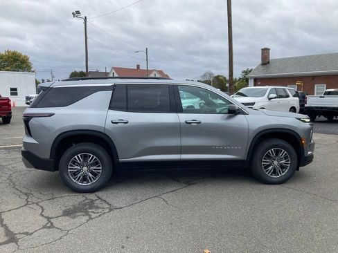 New 2026 Chevrolet Traverse LT w/ Driver Confidence Package FWD image 26