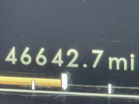 Used 2021 Lincoln Nautilus Reserve image 11