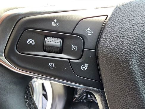 New 2026 Chevrolet Trax LT w/ Driver Confidence Package FWD image 19