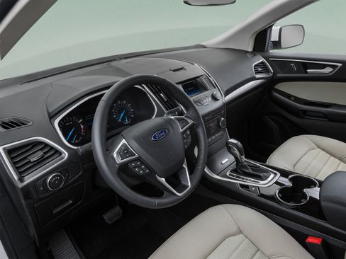 Used 2015 Ford Edge SEL w/ Equipment Group 201A FWD image 42