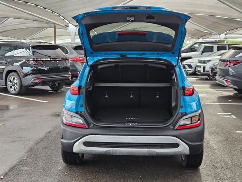 Used 2022 Hyundai Kona SEL w/ Convenience Package image 6