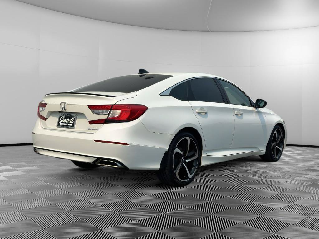 Used 2022 Honda Accord Sport image 4