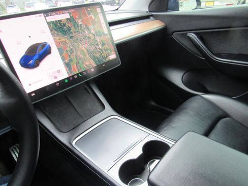 Used 2021 Tesla Model Y Performance AWD/4WD image 25