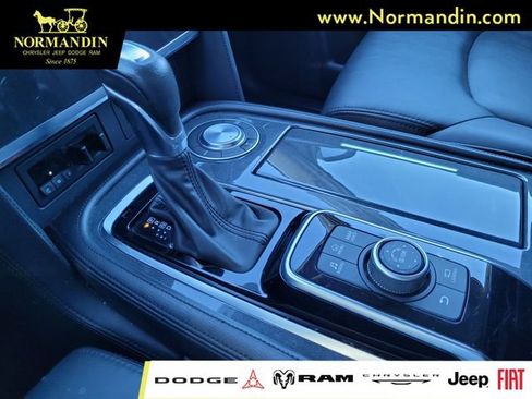 Used 2024 Nissan Armada SV RWD image 12