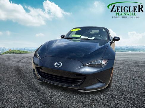 Used 2023 MAZDA MX-5 Miata Grand Touring RWD image 8