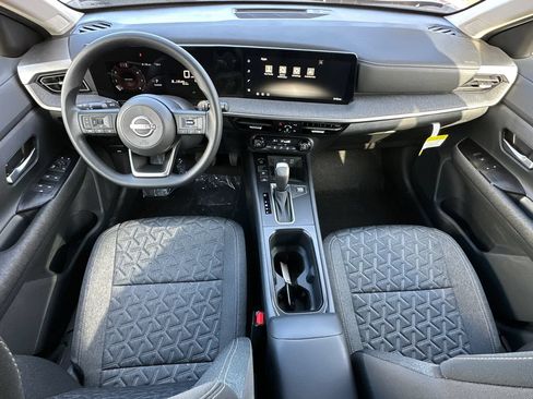 New 2026 Nissan Kicks SV FWD image 17