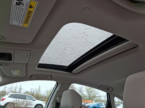 Used 2023 Honda Accord EX image 14