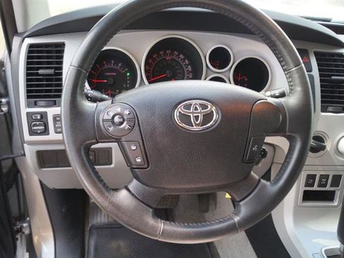 Used 2008 Toyota Sequoia SR5 image 19