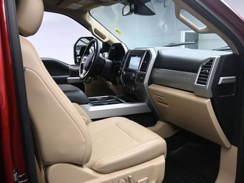 Used 2017 Ford F250 Lariat w/ Lariat Ultimate Package AWD/4WD image 27