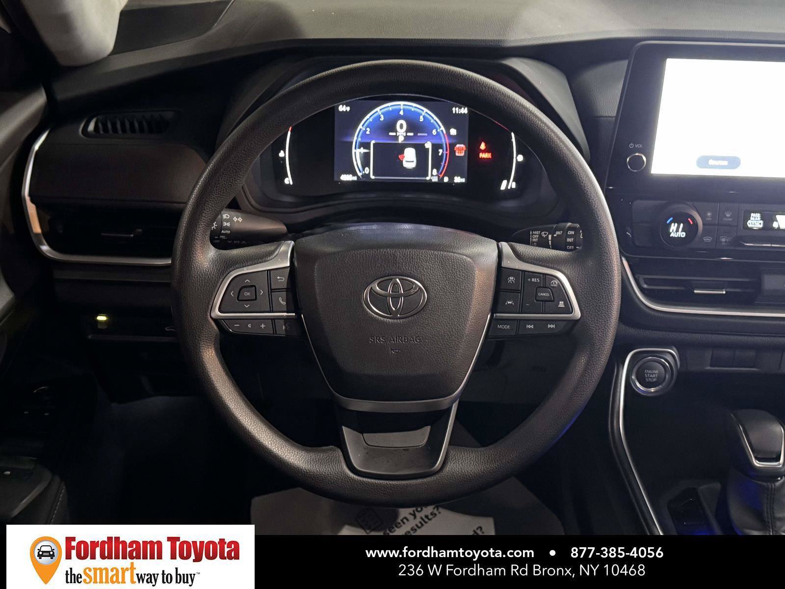 Used 2026 Toyota Grand Highlander AWD image 14