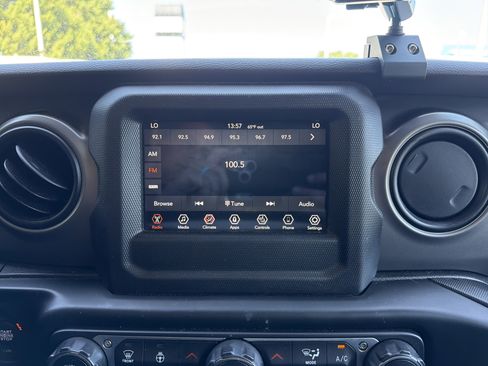 Used 2021 Jeep Wrangler Unlimited Sport AWD/4WD image 23
