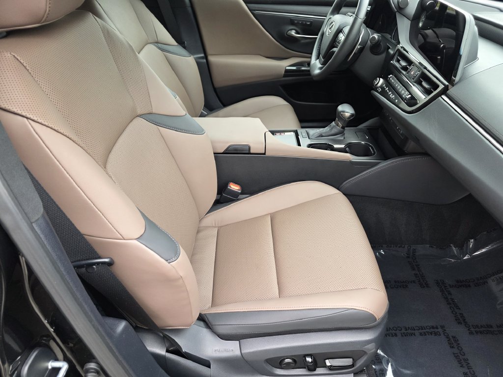 Certified 2024 Lexus ES 350 w/ Premium Package FWD image 18