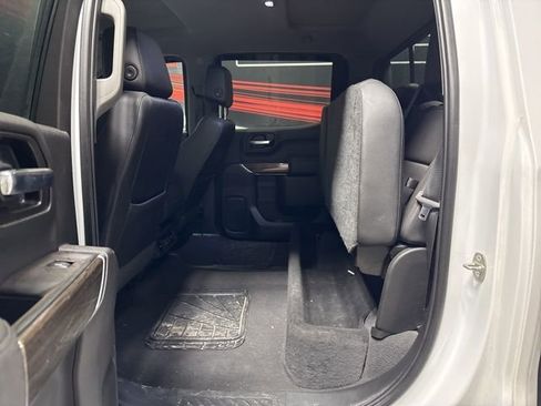 Used 2019 Chevrolet Silverado 1500 LT w/ Convenience Package image 13