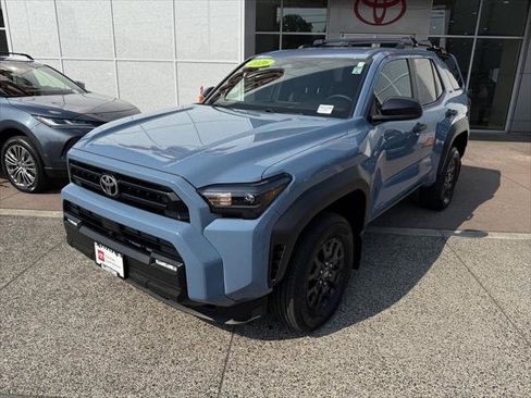 Certified 2026 Toyota 4Runner SR5 AWD/4WD image 4