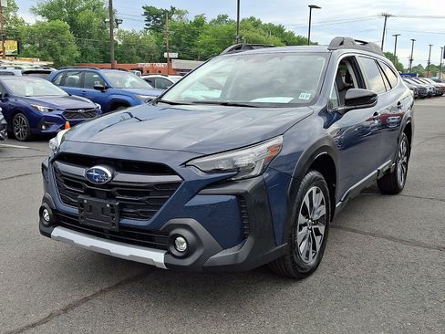 Certified 2023 Subaru Outback Limited XT AWD/4WD image 3