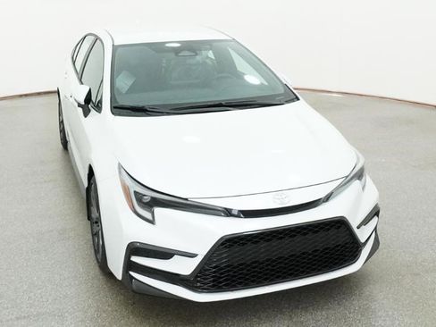 Used 2026 Toyota Corolla SE FWD image 17