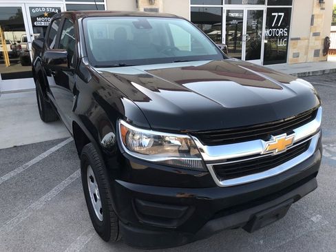 Used 2018 Chevrolet Colorado LT w/ Safety Package RWD image 14