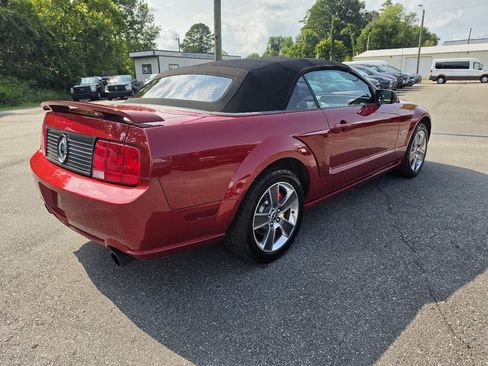 Used 2008 Ford Mustang GT RWD image 8