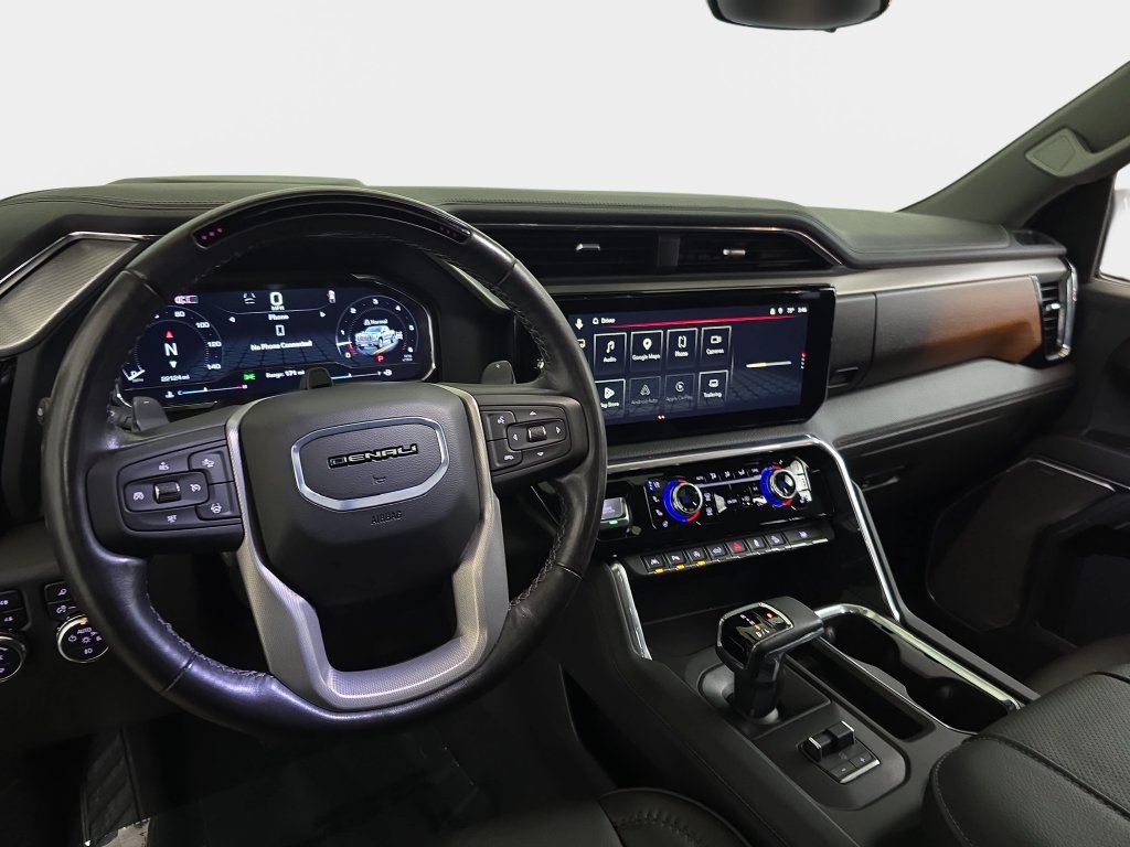Used 2024 GMC Sierra 1500 Denali AWD/4WD image 12