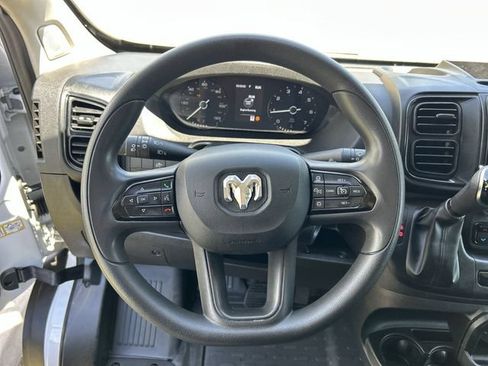 Used 2025 RAM ProMaster 2500 w/ Convenience Group FWD image 18