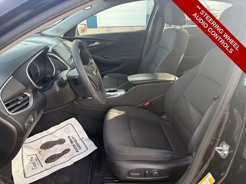 Used 2022 Chevrolet Malibu LT image 11