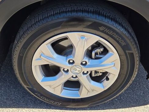 Used 2025 Honda HR-V LX image 9