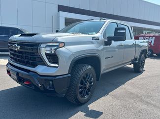 Used 2025 Chevrolet Silverado 2500 LT w/ Trail Boss Package AWD/4WD video 1