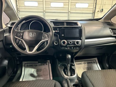 Used 2019 Honda Fit EX image 4