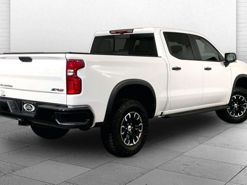 Used 2025 Chevrolet Silverado 1500 ZR2 w/ Technology Package AWD/4WD image 13