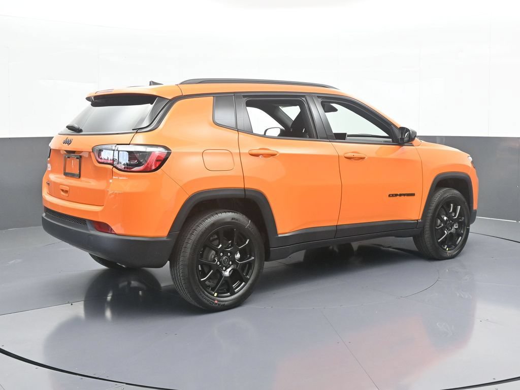 New 2026 Jeep Compass Latitude AWD/4WD image 6